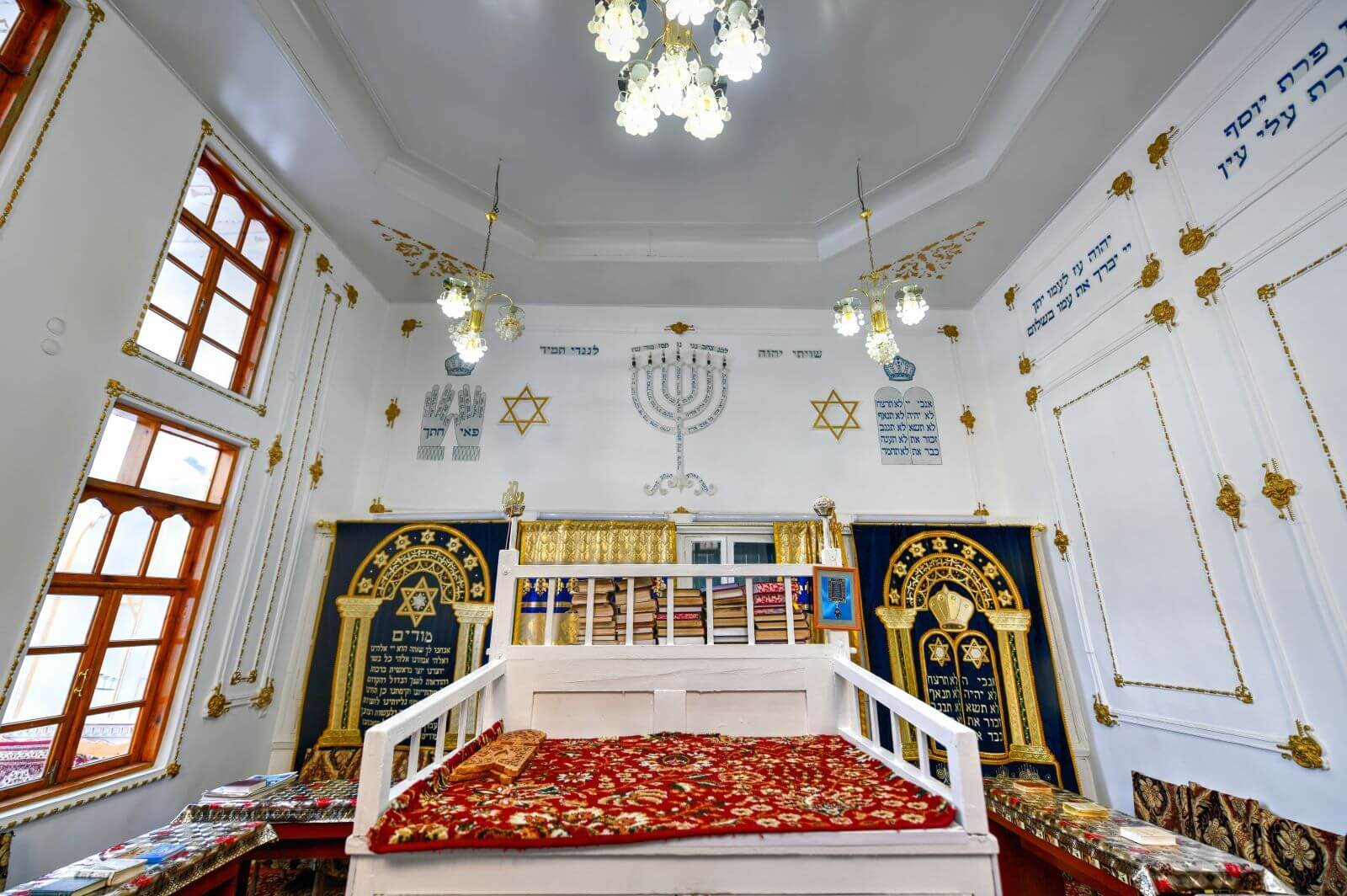 יהודים בוכרים בחג הסוכות