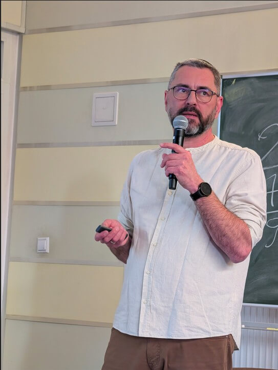 Prof, Gruzman