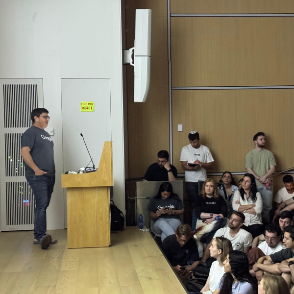 גוגל בקמפוס 12.5