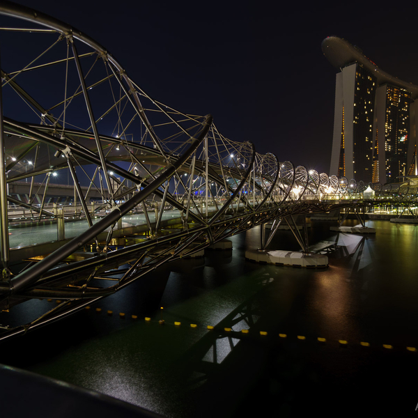 Helix Bridge